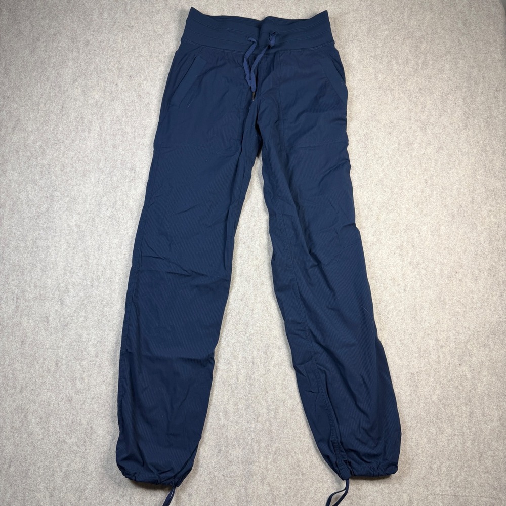 Lululemon Dance Studio Pant III Navy Blue Pinstripe Joggers LW5ENOR Size 4